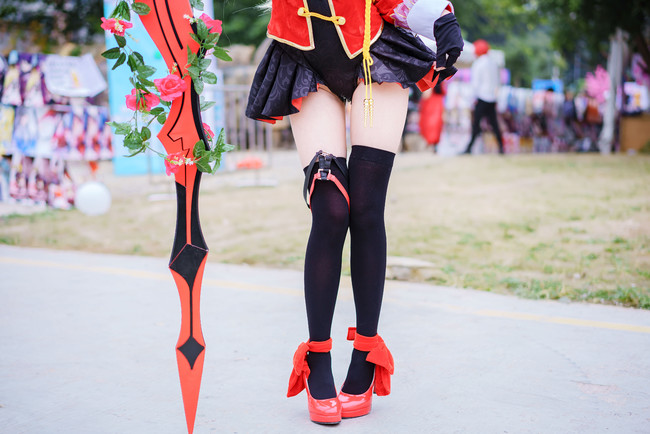 《你是我的答案》开播发布会 吴谨言送新剧本现场考验郭晓东‘直播入口’